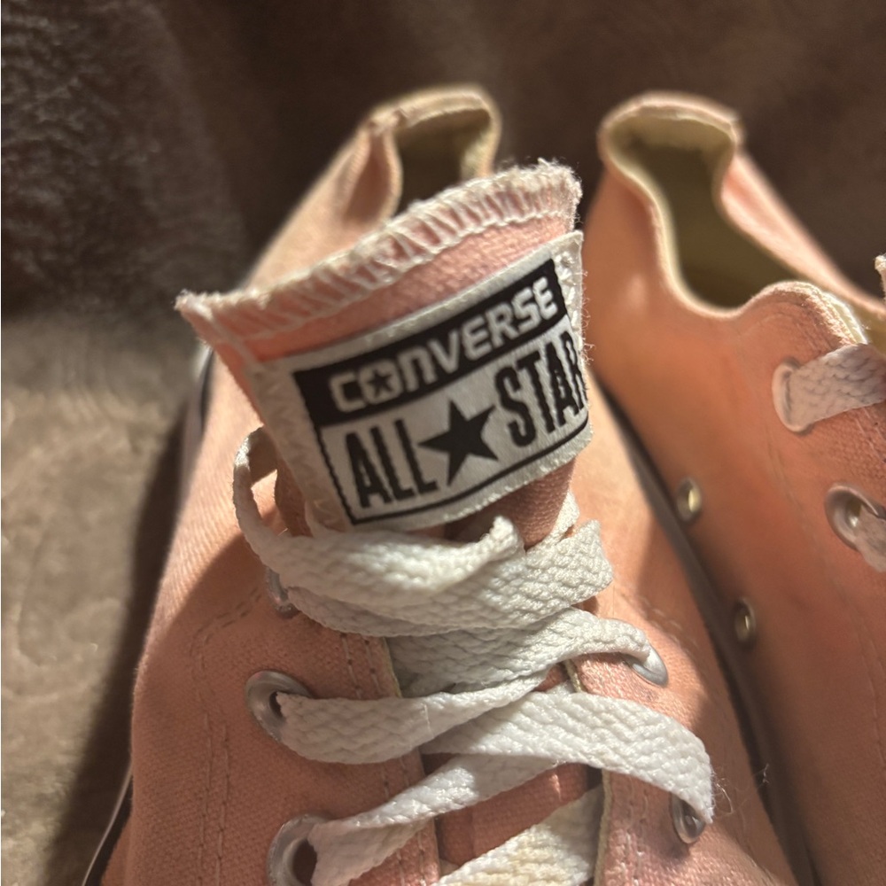 Converse Peach All Star Chuck Taylors Sneakers Women’s size 9/ Men’s size 7 - Picture 2 of 13